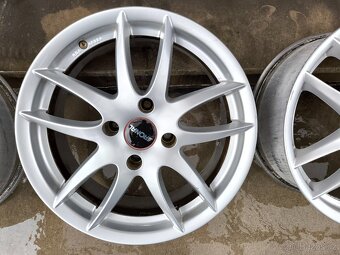 Kola 4x114,3 R17 ET40 - 3