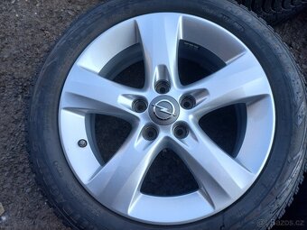 Prodám sadu Orig ALU kol Opel 195/55R16 zimní - 3
