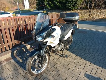 Suzuki DL 650 - 3