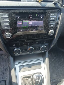 Prodám škoda Octavia3 combi - 3