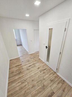 Pronájem moderního bytu 3+kk po kompletní rekonstrukci - 3