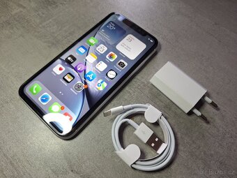 iPhone XR 64gb white, baterie 85% - 3