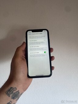iPhone 11 - 3
