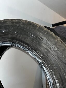 Prodám 4x pneu-205/65 R16c - 3