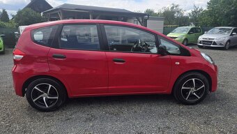 HONDA JAZZ 1.2S i-VTEC 1MAJITEL 66KW - 3