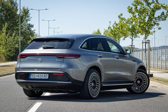 Mercedes-Benz EQC 400 4MATIC AMG line 300kw / AJ NA SPLÁTKY - 3