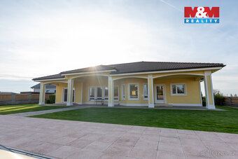 Prodej rodinného domu, 429 m², Louny, ul. Březinova - 3