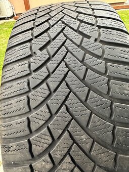 Bridgestone Blizzak LM005 235/50 R19 - 3