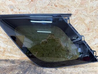 LEVÉ BOČNÍ OKNO LAND ROVER DISCOVERY SPORT L550 - 3