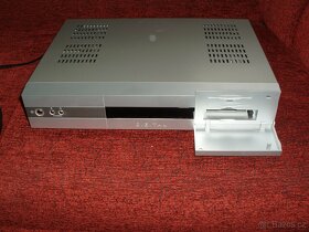 satelitní přijímač - 3