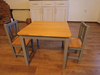 Stolek s židlemi - 3