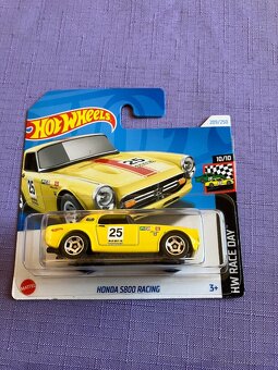 Modely Hot Wheels - 3