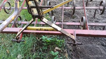 Kultivátor s drobicim válcem - 3