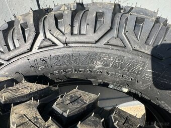 Prodám 2x pneu Viper Equipe 235/65r17 - 3