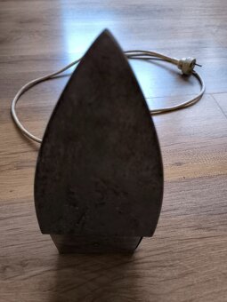 Žehlička 60. léta - 3