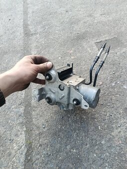 ABS Audi A6 c7 3.0 rv 2012 - 3