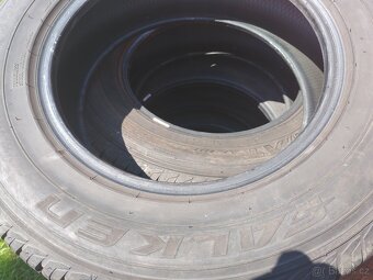 215/70/16 falken 2ks - 3
