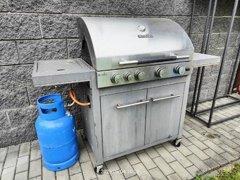 Plynový gril Char Broil Royal - 3
