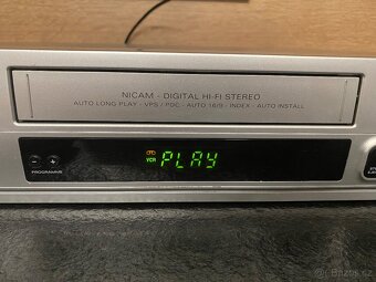 Videorekordér VHS THOMSON VTH6010C - 3