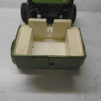 RETRO HRAČKY AUTO JEEP - 3