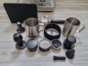 Zánovní kávovar Sage Barista Pro SES878 + Profi Barista Sada - 3