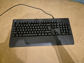 Logitech G213 - typ: membrána - 3