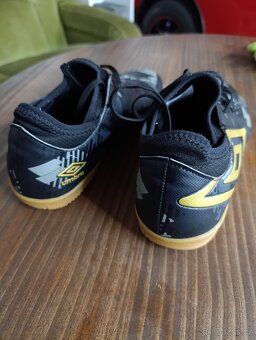Sálové boty Umbro - 3
