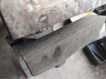 Nový nepoužitý kovářský svěrák - 3