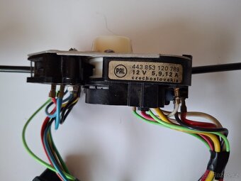 Škoda Rapid - páčky pod volant - 3