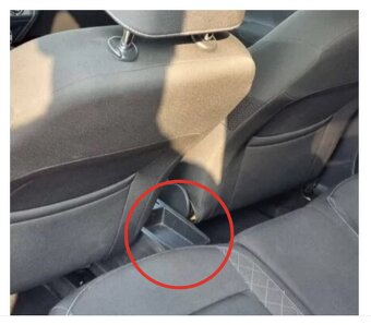 Odkládací přihrádka Fabia 3 - 3