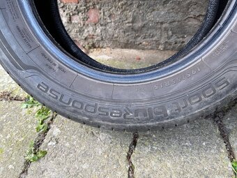 Pneu 195/65 r15 - 3