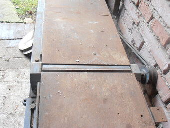 SROVNÁVACÍ HOBLOVKA - 3