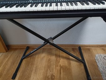 Klávesy Yamaha PSR-E453 - 3