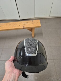 Jezdecká přilba M - drezurní - 3