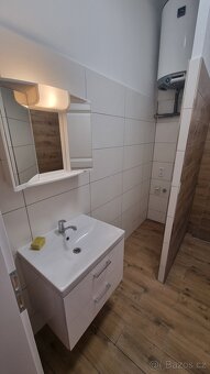Krásný byt v centru Jičína. - 3