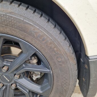 Kumho WinterCraft WS51 SUV 225/65 R17 - 3