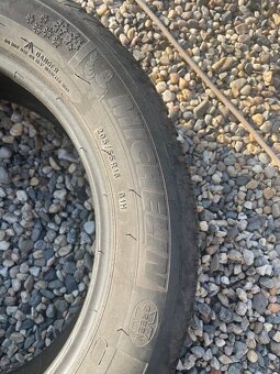 Prodám zimní pneu 205/55 R16 - 3