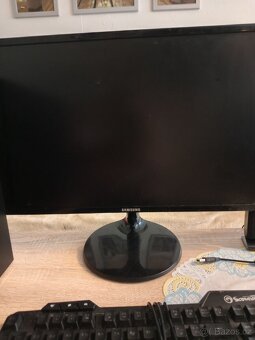 Prodám PC sestavu - 3