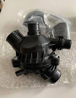 ELEKTRICKÉ VODNÍ ČERPADLO BMW 1 3 5 6 7 X3 X4 - 3
