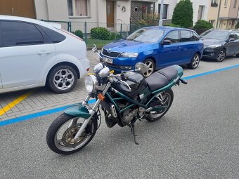 Suzuki Bandit 400 - 3