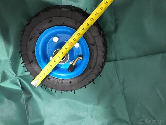 Prodám kolo nafukovací, průměr cca 15 cm - 3