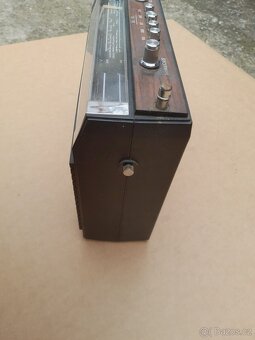 Rádio Universum - 3