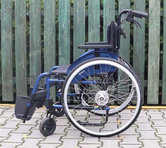 030-Mechanický invalidní vozík Meyra. - 3