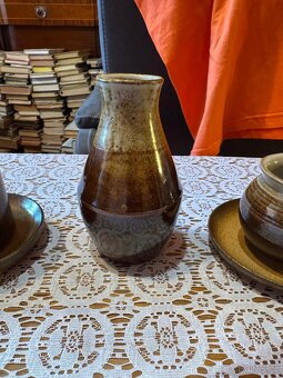 Vintage hnědá keramická sada na kávu či čaj a váza - 3