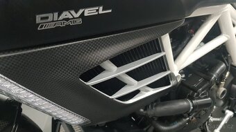 Ducati Diavel AMG SE - 3