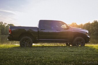 Dodge RAM 1500 Hemi - 3