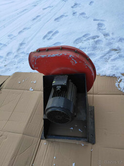 Průmyslový větrák / odsávač, atd... - 3