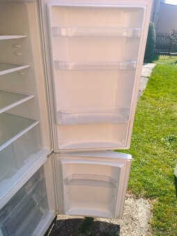 Lednička s mrazákem - 3