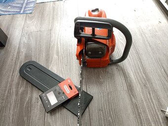 Motorová pila OleoMac 952 - 3