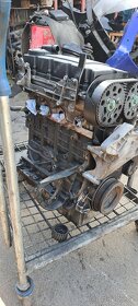 Motor 2.0 tdi 103 kw BKD audi vw skoda - 3